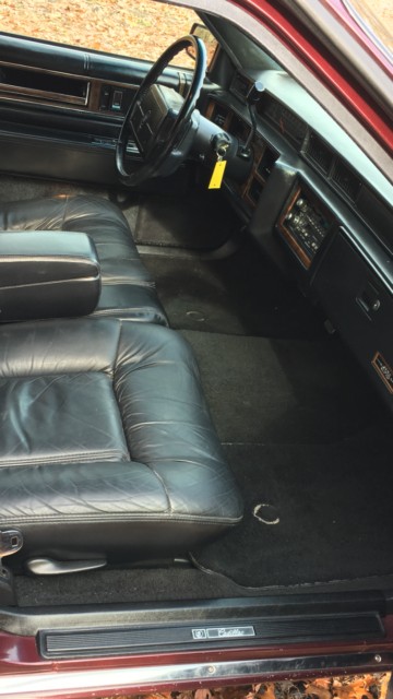 1992 Cadillac DeVille Sedan DeVille - photo 11