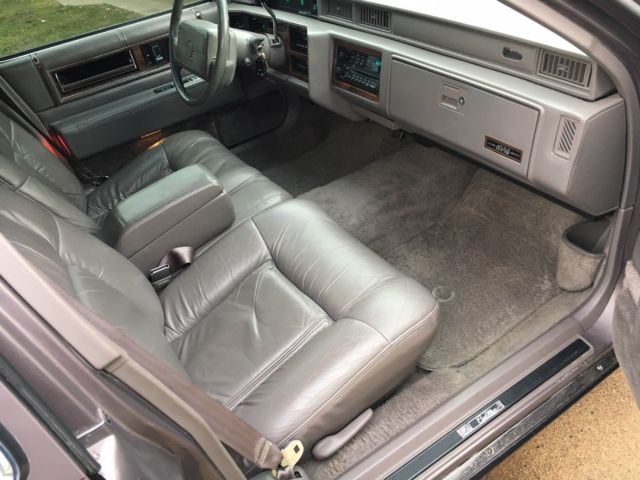 1992 Cadillac DeVille - photo 6
