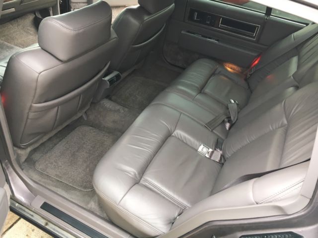 1992 Cadillac DeVille - photo 8