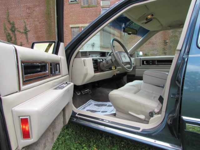 1992 Cadillac DeVille - photo 9