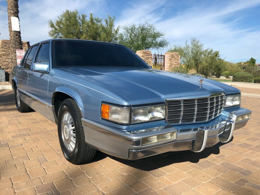 1992 Cadillac Sedan Deville ! Only 52k Miles ! Runs and drives great 1992 Cadillac DeVille