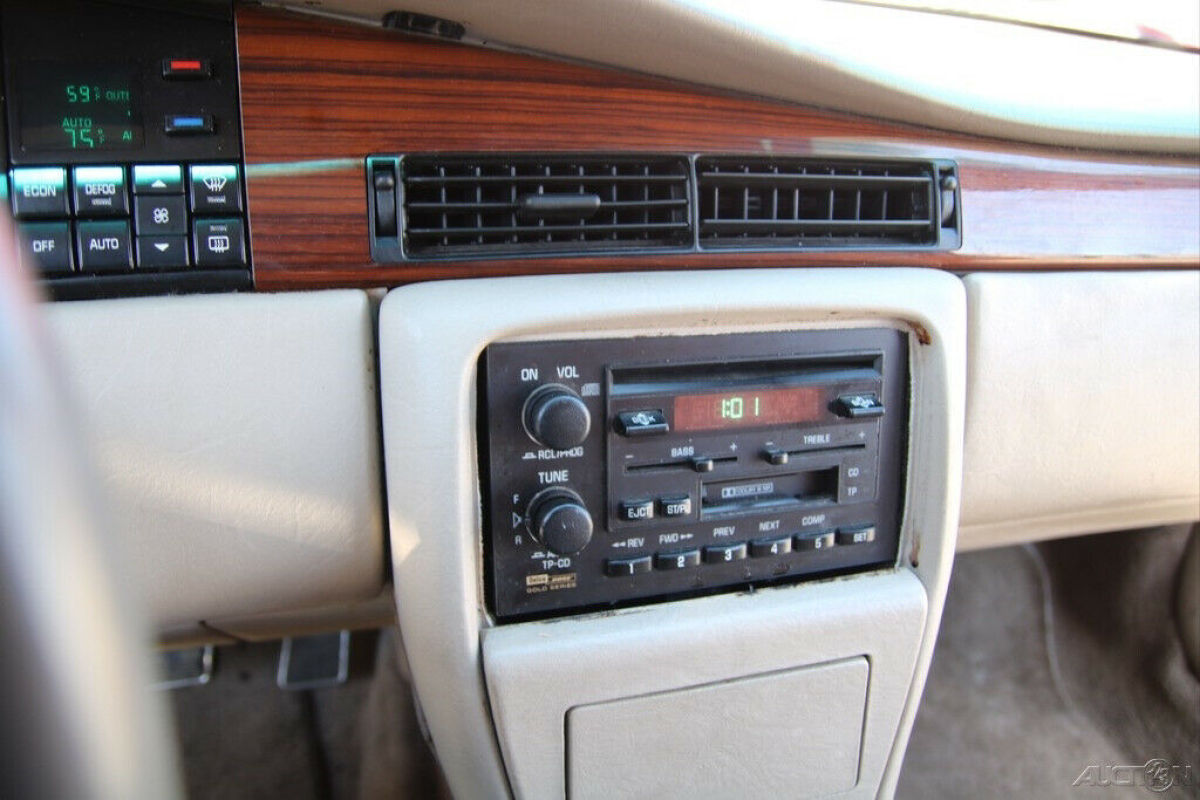 1992 Cadillac Seville - photo 13
