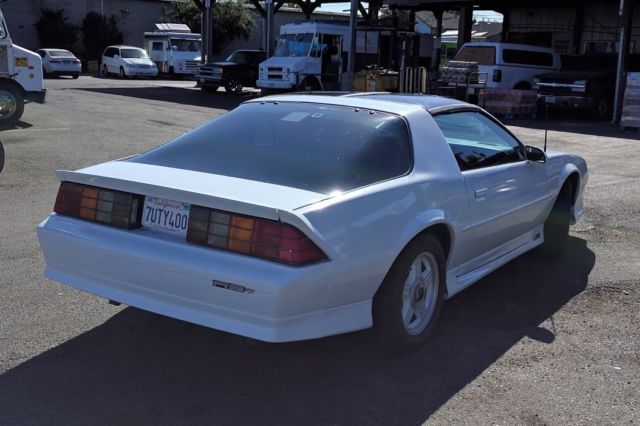 1992 Chevrolet Camaro RS - photo 2