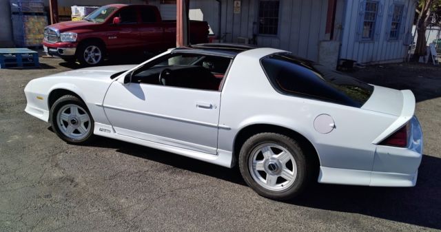 1992 Chevrolet Camaro RS - photo 3