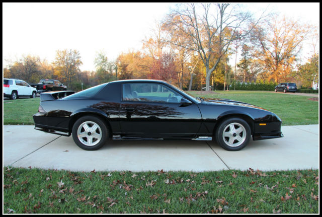 1992 Chevrolet Camaro - photo 7