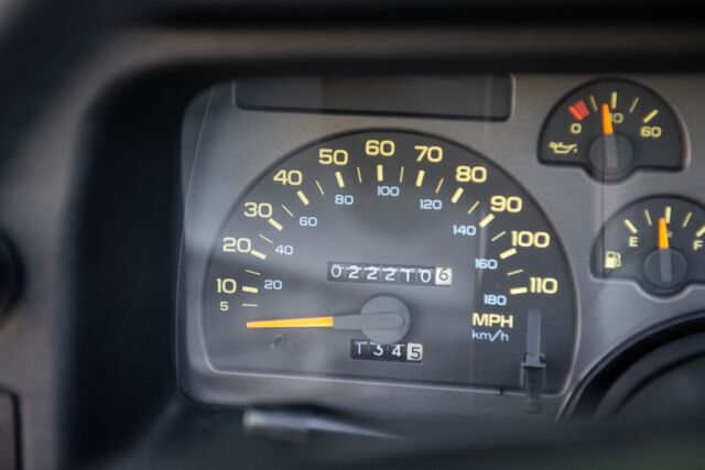 1992 Chevrolet Camaro - photo 12