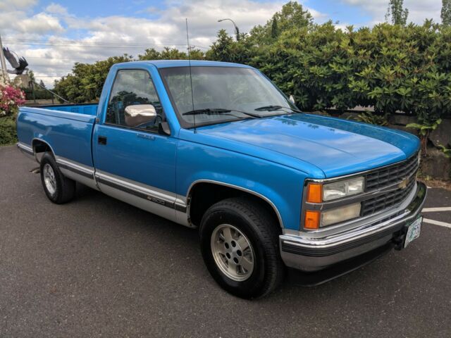 1992 Chevrolet C/K Pickup 1500 Silverado trim - photo 12