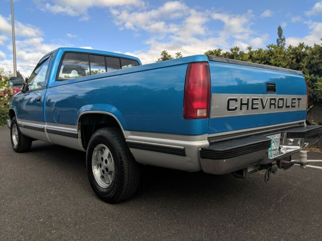 1992 Chevrolet C/K Pickup 1500 Silverado trim - photo 6