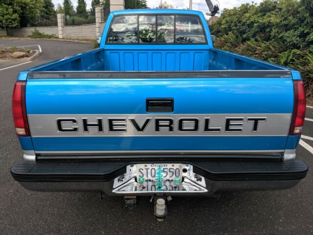 1992 Chevrolet C/K Pickup 1500 Silverado trim - photo 9