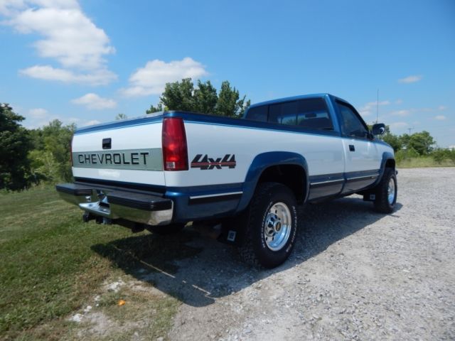 1992 Chevrolet C/K Pickup 3500 Silverado - photo 6