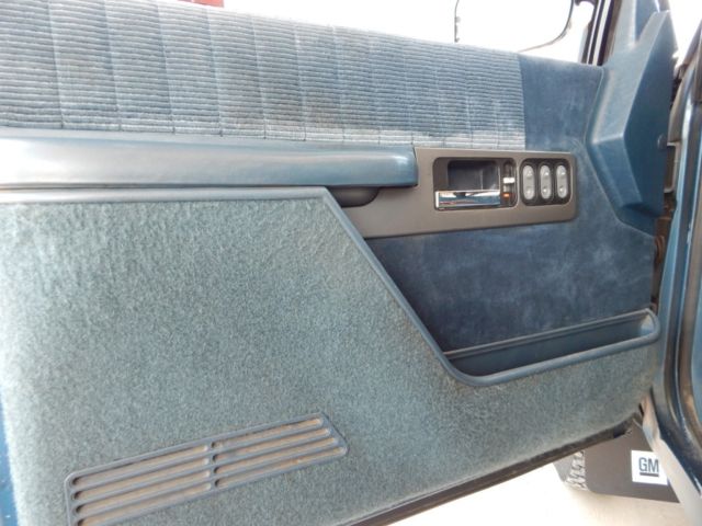 1992 Chevrolet C/K Pickup 3500 Silverado - photo 7