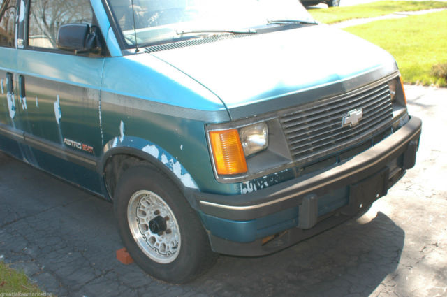 1992 Chevrolet Astro LT - photo 10