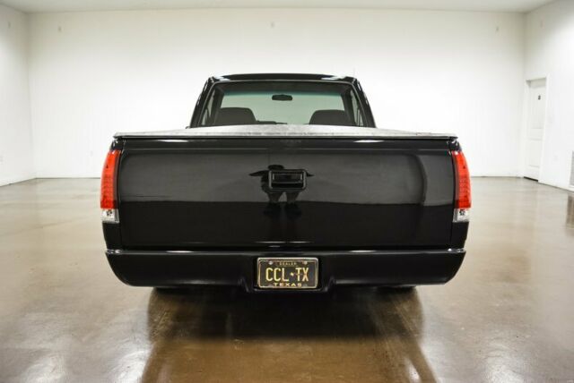 1992 Chevrolet Other Pickups -- - photo 6