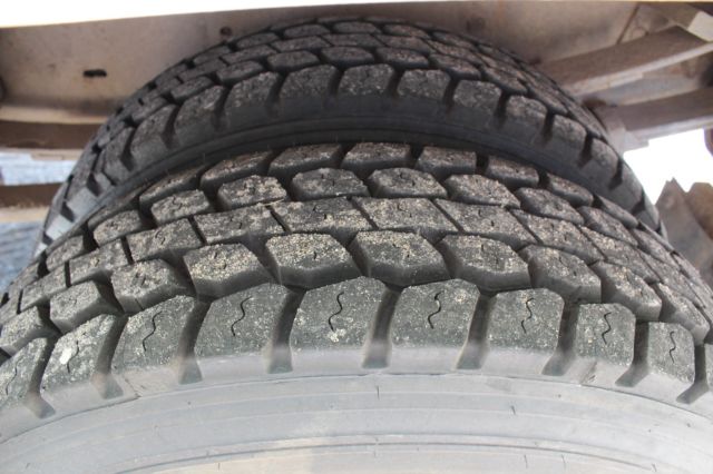 1992 Chevrolet C/K Pickup 3500 - photo 9