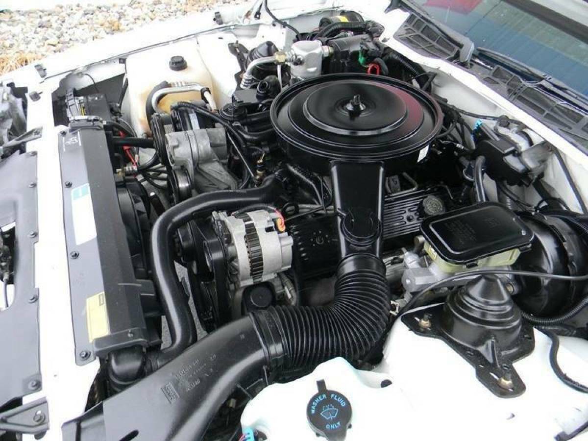 1992 Chevrolet Camaro RS 2dr Hatchback - photo 10