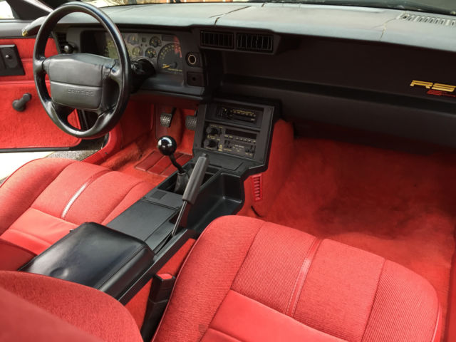 1992 Chevrolet Camaro - photo 11