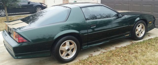1992 Chevrolet Camaro RS - photo 2