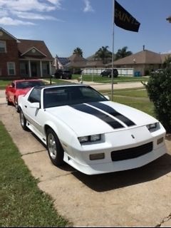 1992 Chevrolet Camaro RS Heritage Edition Coupe 2-Door 5.0L 1992 Chevrolet Camaro RS Heritage Edition Coupe 2-Door
