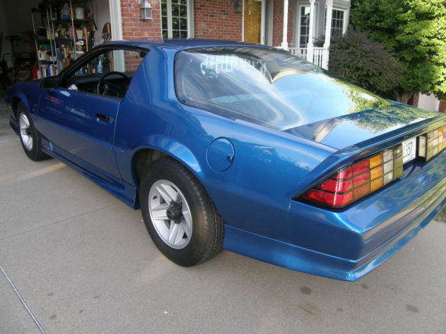 1992 Chevrolet Camaro RS 25th Anniversary - photo 2