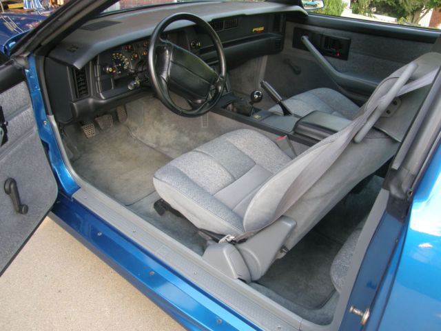 1992 Chevrolet Camaro RS 25th Anniversary - photo 8