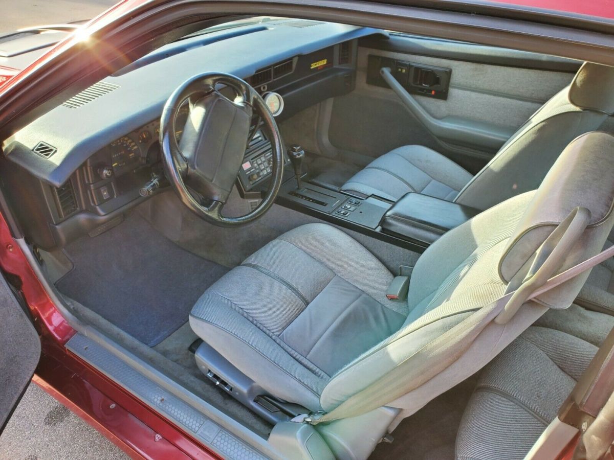 1992 Chevrolet Camaro Z28 - photo 2