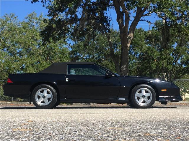 1992 Chevrolet Camaro Z28 - photo 2