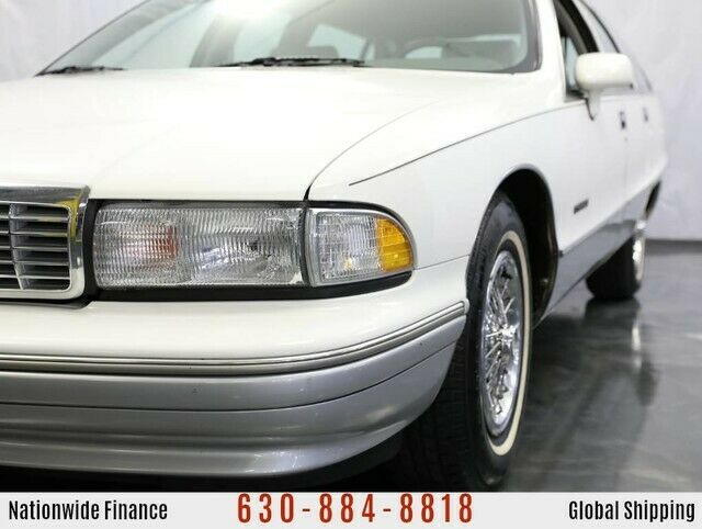 1992 Chevrolet Caprice 5.7L Engine RWD Wagon with 3rd Row Seats ** LOW MI - photo 4