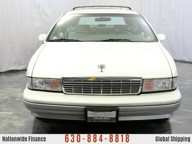 1992 Chevrolet Caprice 5.7L Engine RWD Wagon with 3rd Row Seats ** LOW MI - photo 5