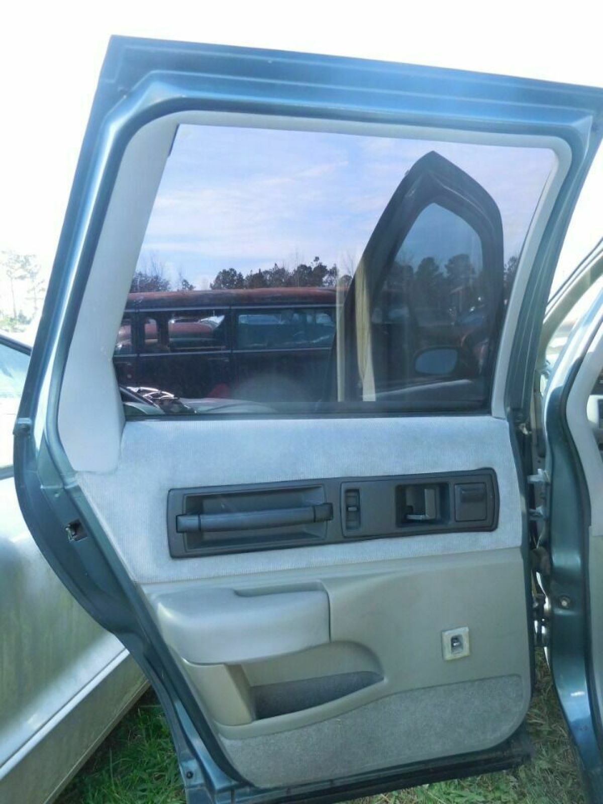 1992 Chevrolet Caprice Base 4dr Wagon - photo 10