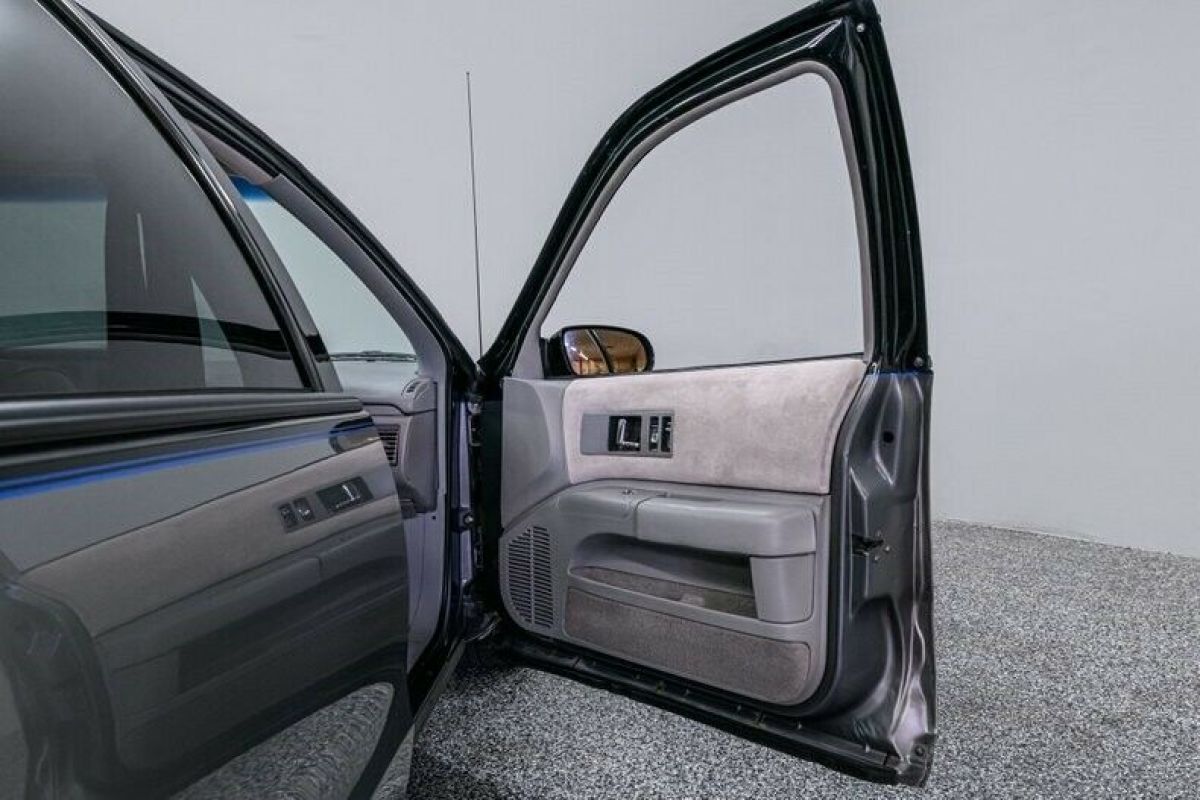1992 Chevrolet Caprice Wagon - photo 11