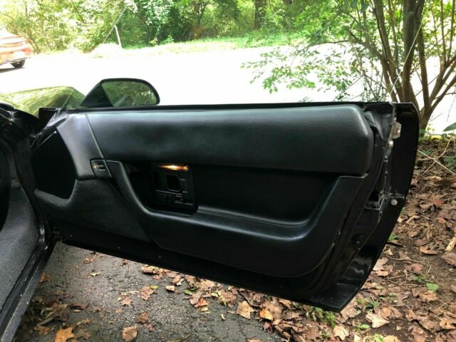 1992 Chevrolet Corvette FX3 LT1 6-Speed Black Leather - photo 11