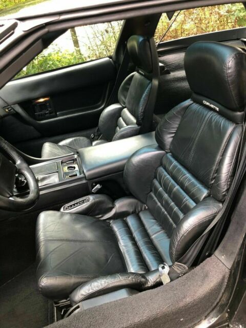 1992 Chevrolet Corvette FX3 LT1 6-Speed Black Leather - photo 12