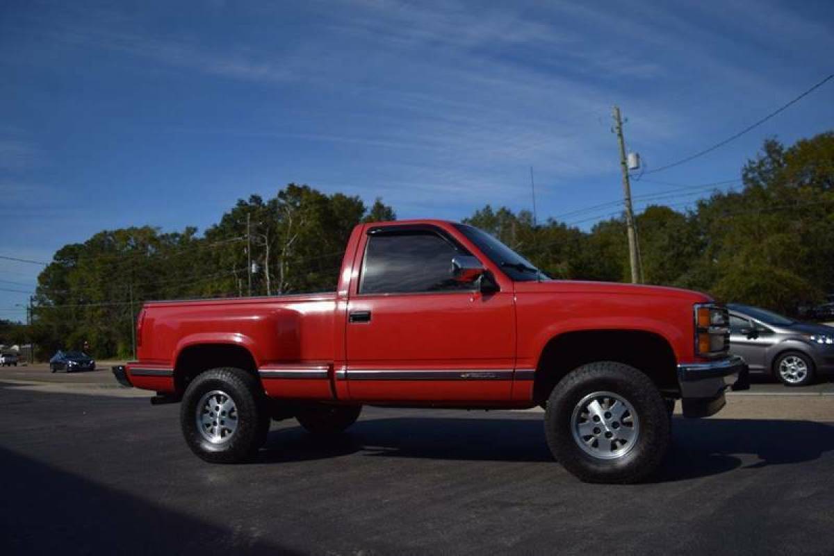 1992 Chevrolet C/K Pickup 1500 C1500 Silverado 2dr Standard Cab Stepside SB - photo 10