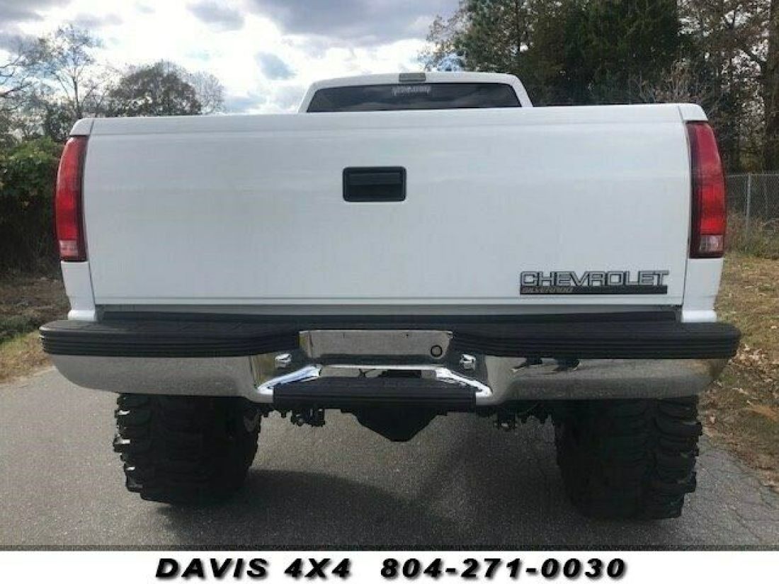 1992 Chevrolet C/K Pickup 3500 Crew Cab Long Bed Solid Axle 4x4 Big Block Lifted - photo 4