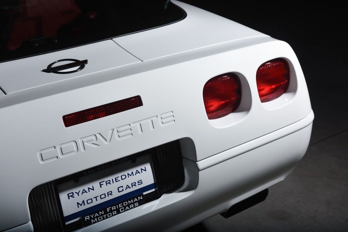 1992 Chevrolet Corvette - photo 11