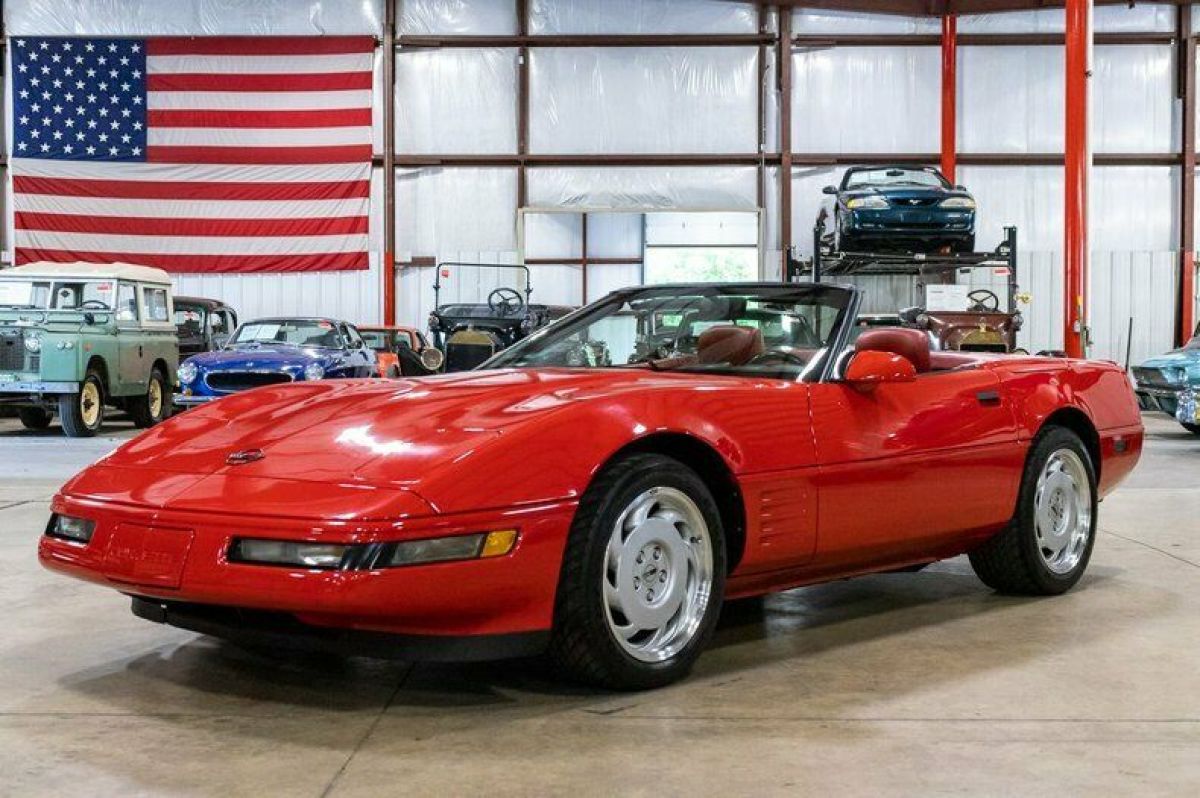 1992 Chevrolet Corvette 22904 Miles Bright Red Convertible 5.7L V8 4-Speed Auto 1992 Chevrolet Corvette