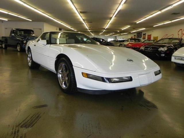 1992 Chevrolet Corvette 2dr Convertible - photo 6
