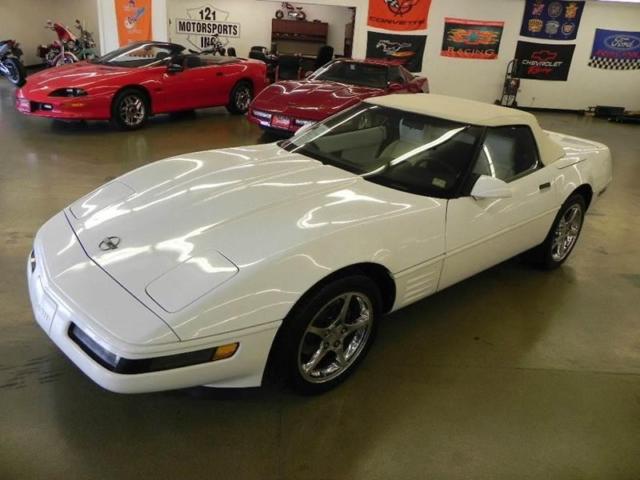 1992 Chevrolet Corvette 2dr Convertible - photo 8