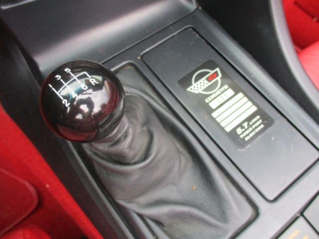 1992 Chevrolet Corvette 2dr Convertible - photo 10