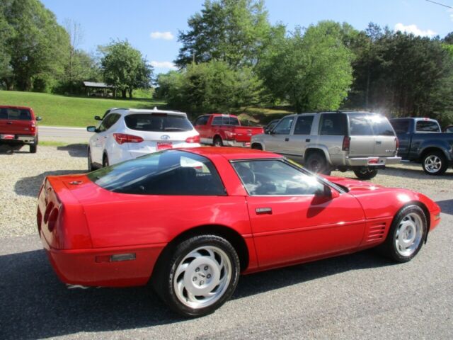 1992 Chevrolet Corvette 2dr Coupe Hatchback - photo 3
