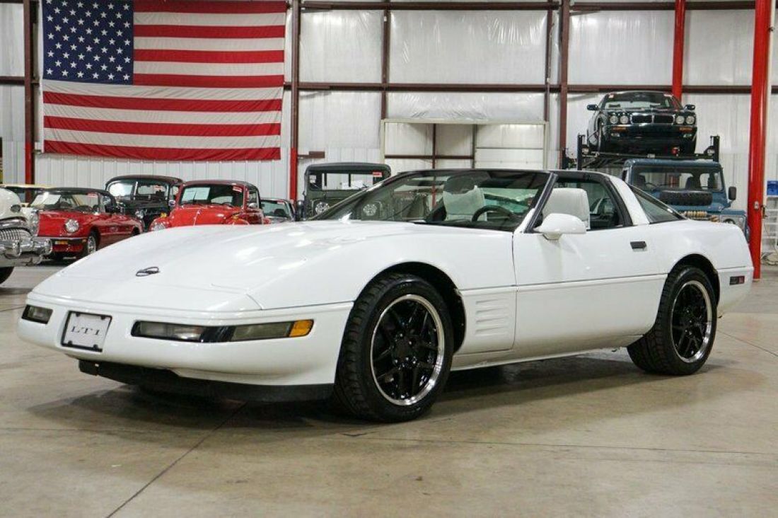 1992 Chevrolet Corvette 83060 Miles Arctic White Hatchback 5.7L V8 6-Speed Manu 1992 Chevrolet Corvette