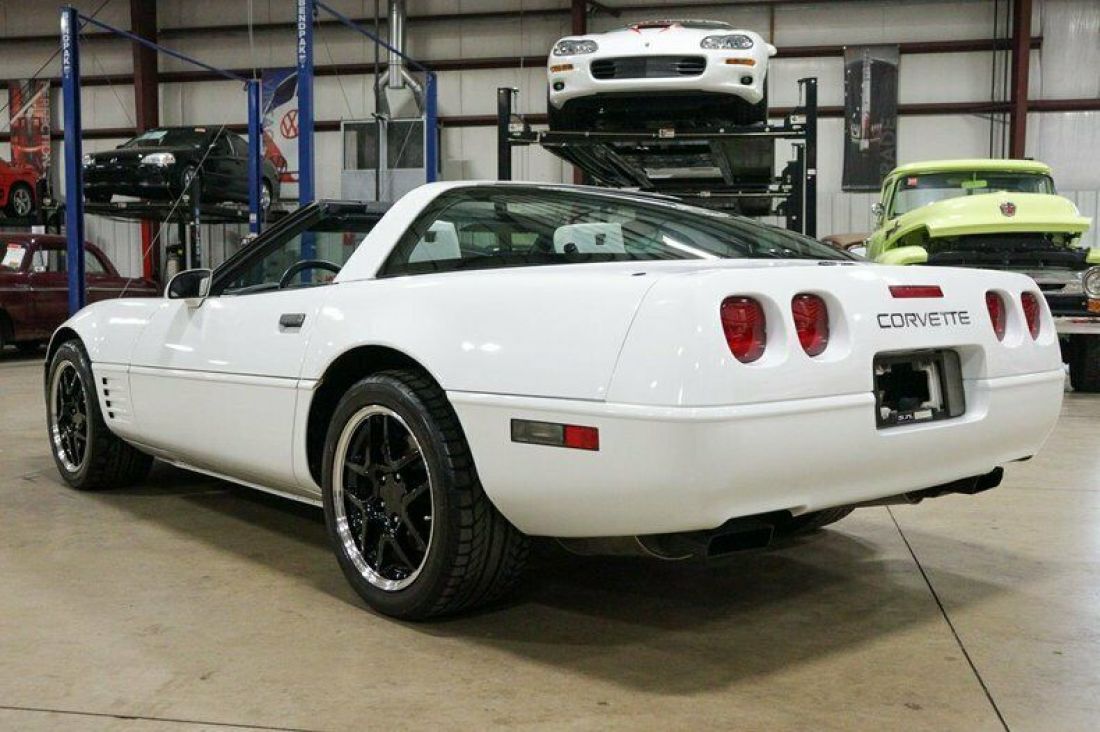 1992 Chevrolet Corvette - photo 3