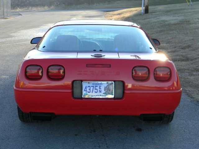1992 Chevrolet Corvette Base 2dr STD Hatchback - photo 8