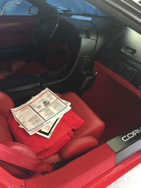 1992 Chevrolet Corvette Base Convertible 2-Door - photo 6