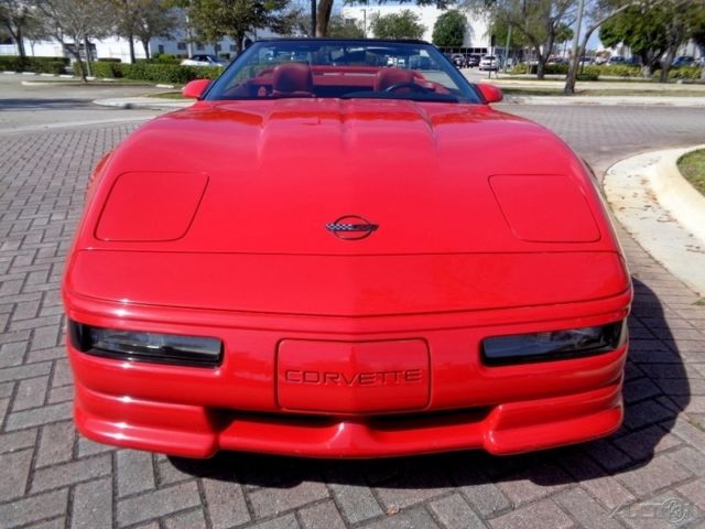 1992 Chevrolet Corvette Base Convertible 2-Door - photo 9