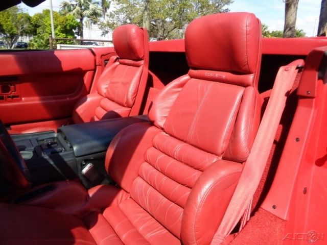 1992 Chevrolet Corvette Base Convertible 2-Door - photo 5