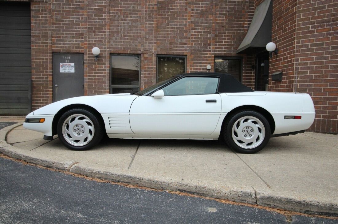 1992 Chevrolet Corvette Convertible - photo 3