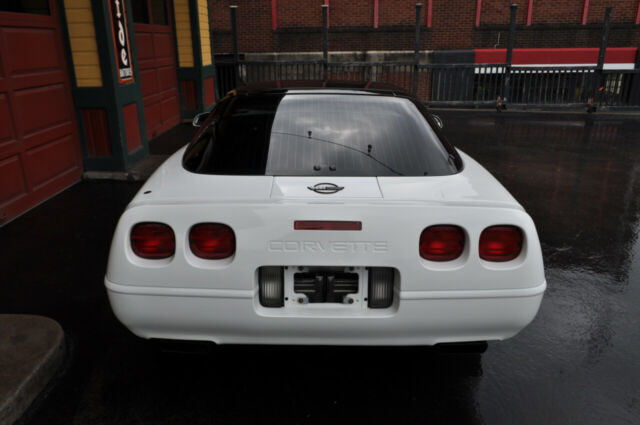 1992 Chevrolet Corvette Coupe - photo 4