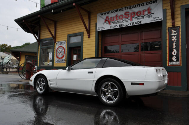 1992 Chevrolet Corvette Coupe - photo 8