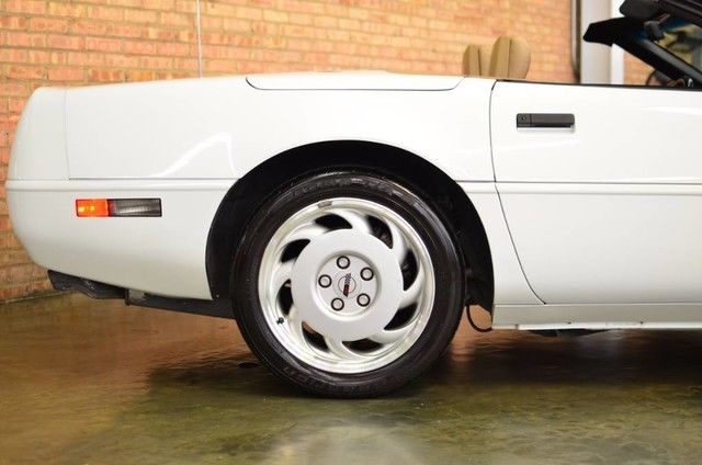 1992 Chevrolet Corvette LOW MILES VERY CLEAN LEATHER BOSE AUDIO 300HP V8 - photo 10